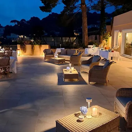 Lia Hotel 5*